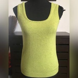 Beautiful sleeveless cashmere sweater